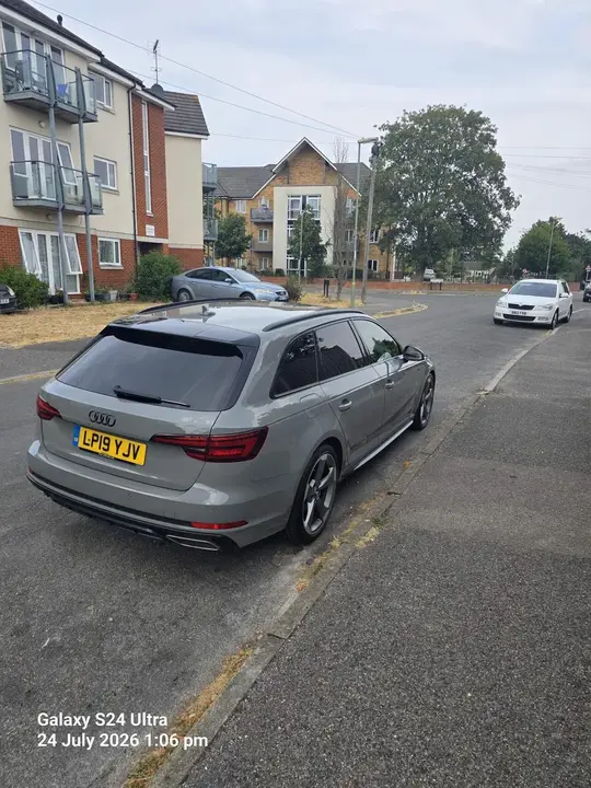 Audi A4 Avant 2019 photo 3