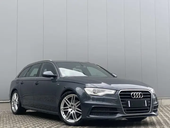 Audi A6 Avant 2012 photo 2