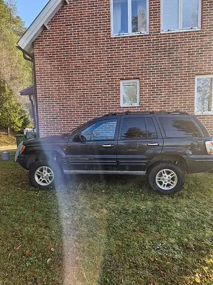 Jeep Grand Cherokee 2000 photo 3