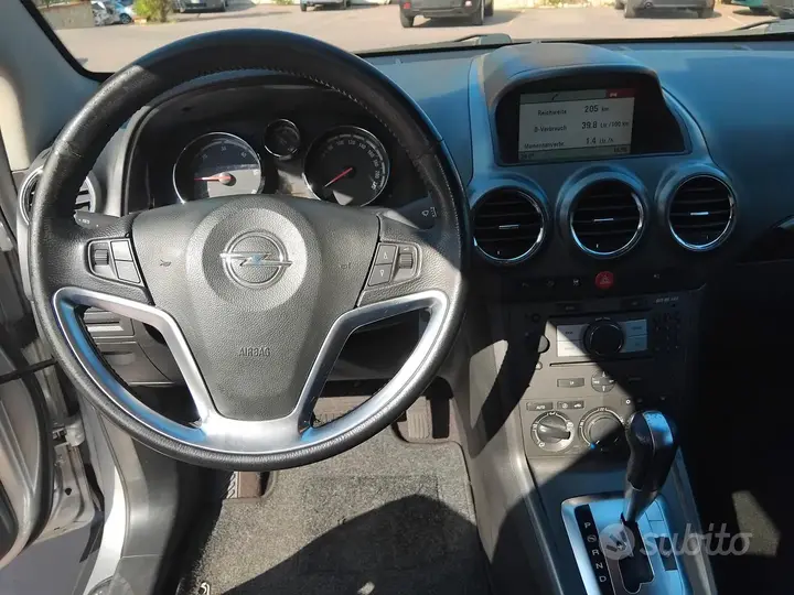 Opel Antara 2010 photo 4