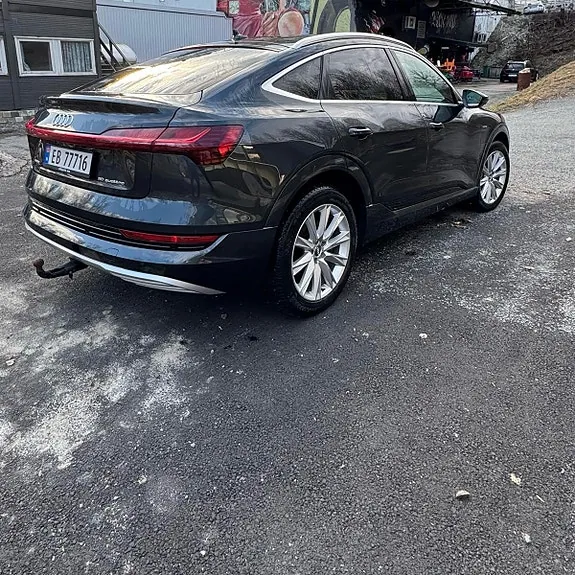 Audi E-Tron 2021 photo 5