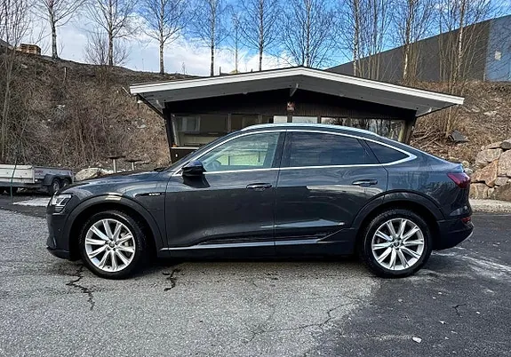 Audi E-Tron 2021 photo 3