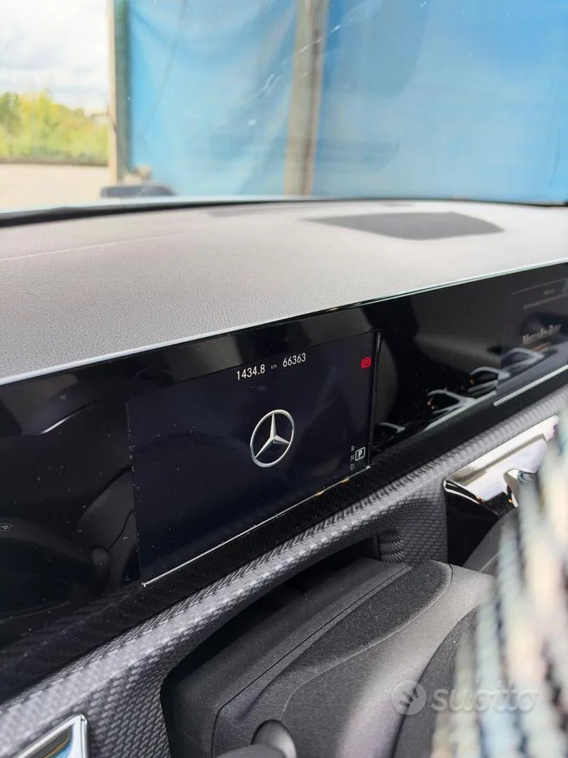 Mercedes-Benz A180D 2020 photo 3