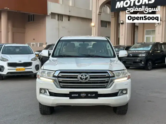 Toyota Land Cruiser 2021 photo 2