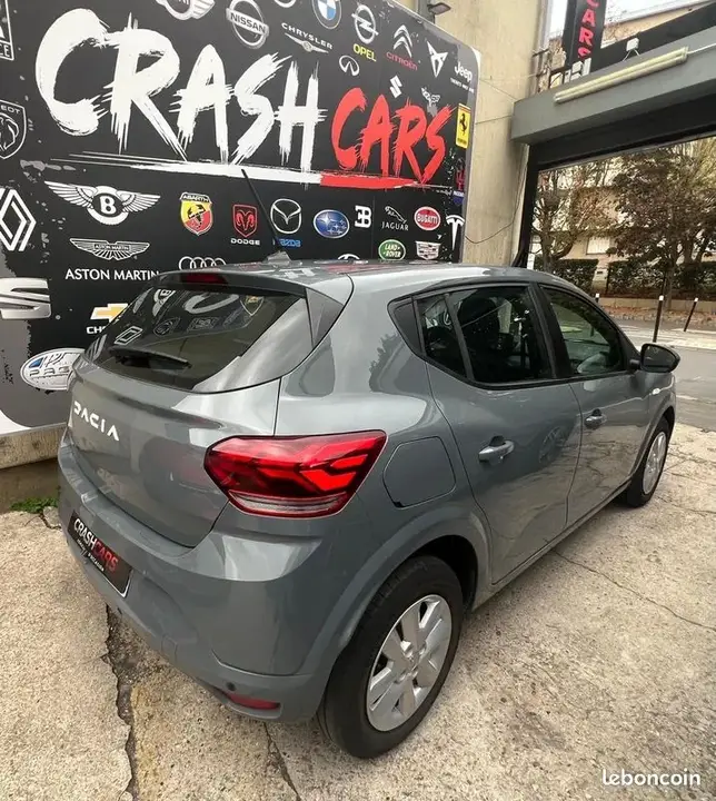 Dacia Sandero 2024 photo 3