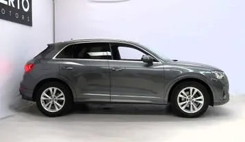 Audi Q3 2020 photo 2