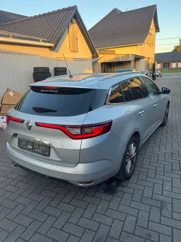 Renault Megane 2017 photo 2