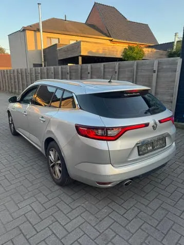 Renault Megane 2017 photo 3