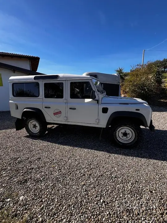Land Rover Defender 2006 photo 2