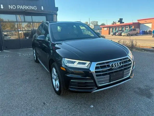 Audi Q5 2018 photo 2