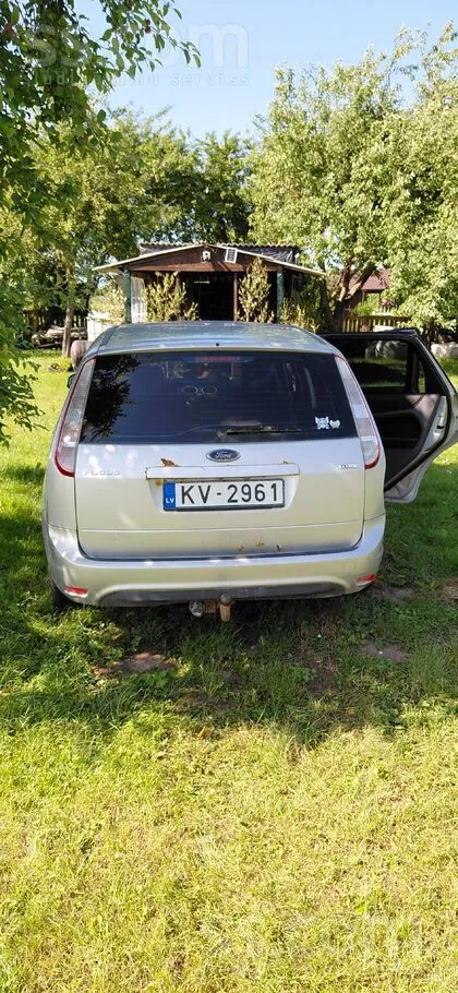 Ford Focus 2008 photo 2