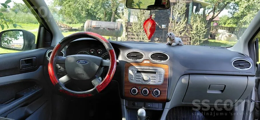 Ford Focus 2008 photo 3