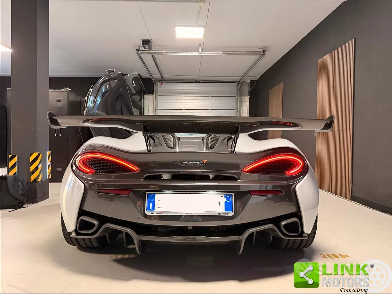 Mclaren 540C S Coupé 2018 photo 4