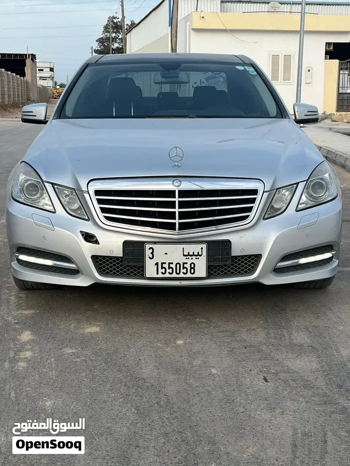 Mercedes-Benz E350 2011 photo 2