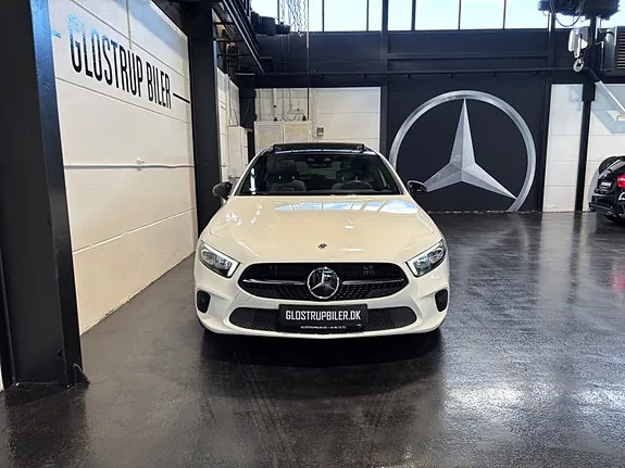 Mercedes-Benz A250 E 2020 photo 2