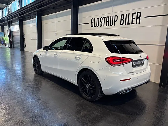 Mercedes-Benz A250 E 2020 photo 5
