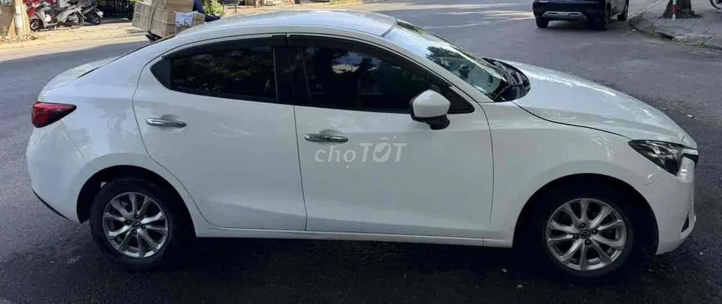 Mazda 2 2019 photo 2