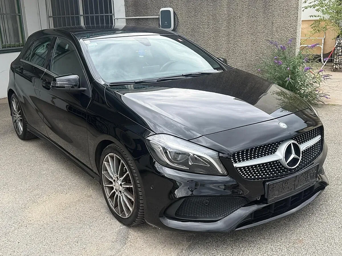 Mercedes-Benz A-Class 2016 photo 2