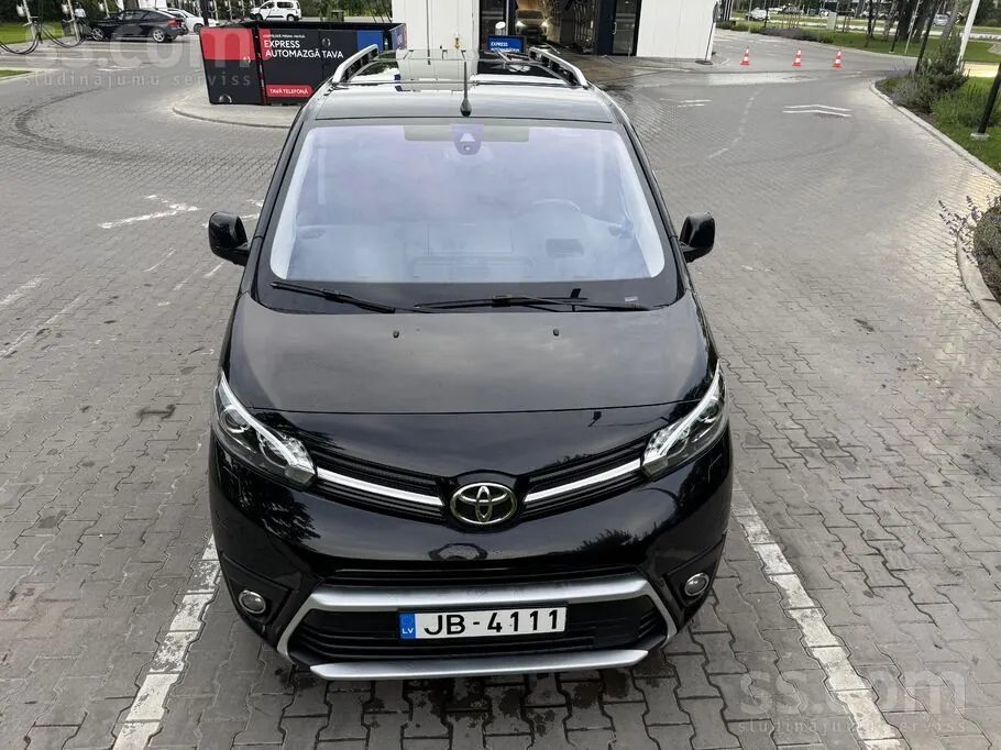 Toyota Proace Verso Long 2017 photo 3