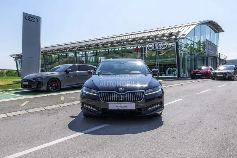 Skoda Superb 2023 photo 2