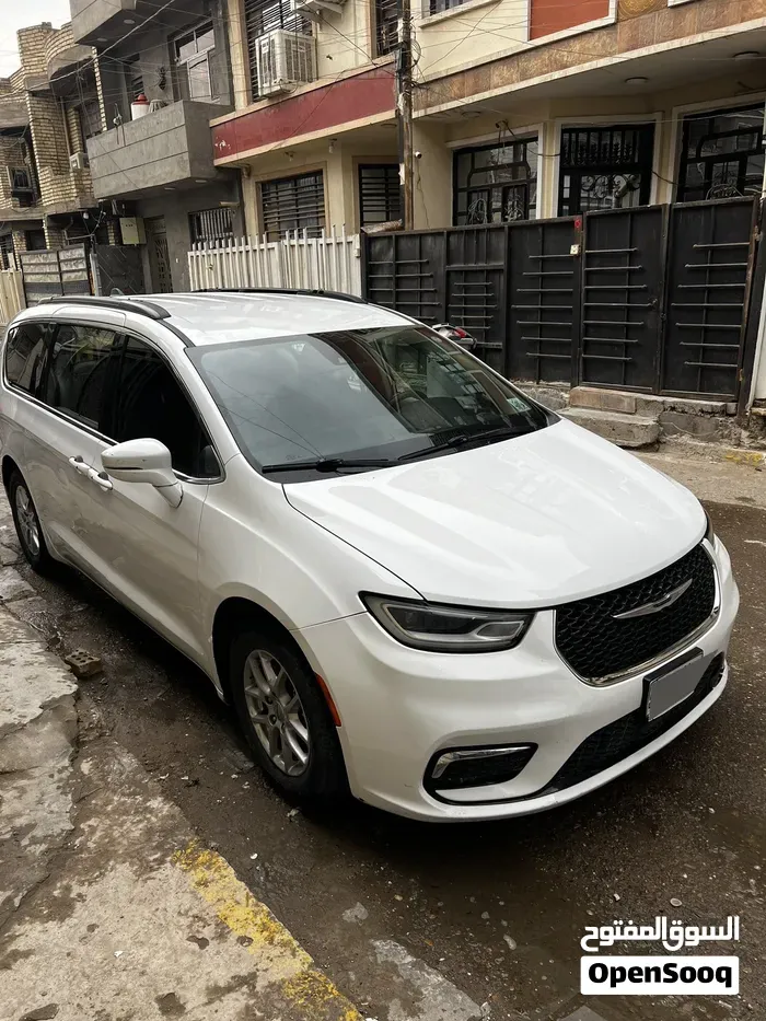 Chrysler Pacifica 2022 photo 4