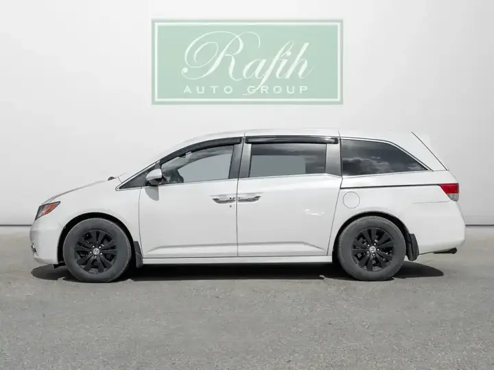 Honda Odyssey 2015 photo 5