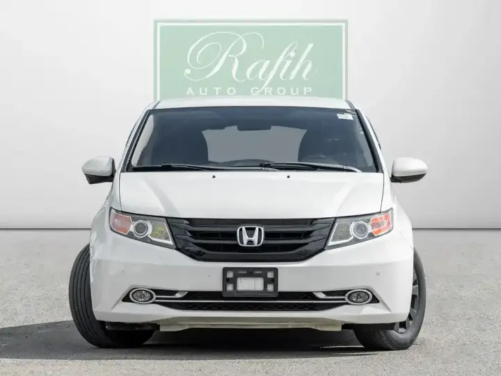 Honda Odyssey 2015 photo 3