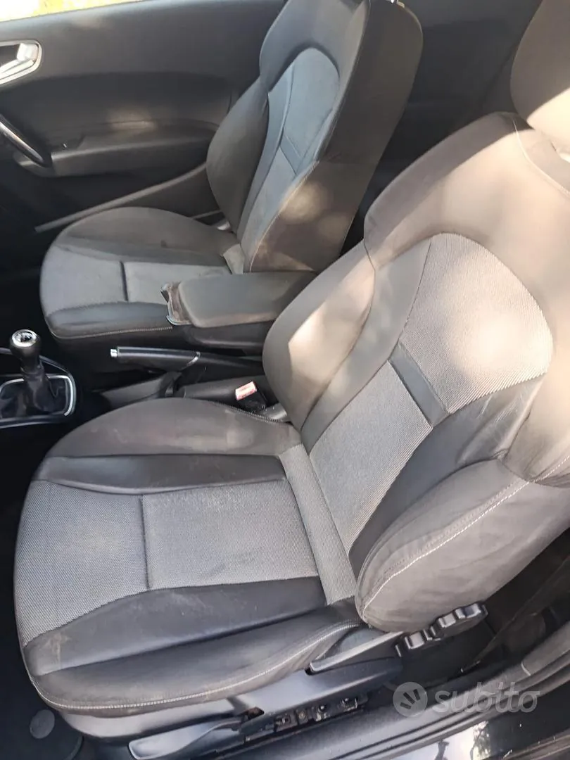 Audi A1 2011 photo 5