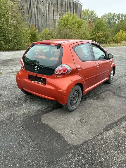 Toyota Aygo 2012 photo 3