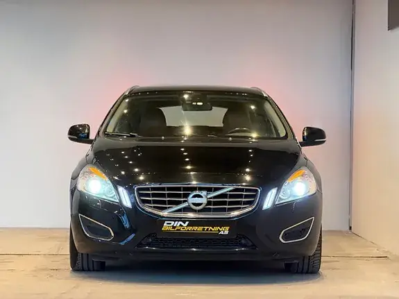 Volvo V60 2011 photo 2