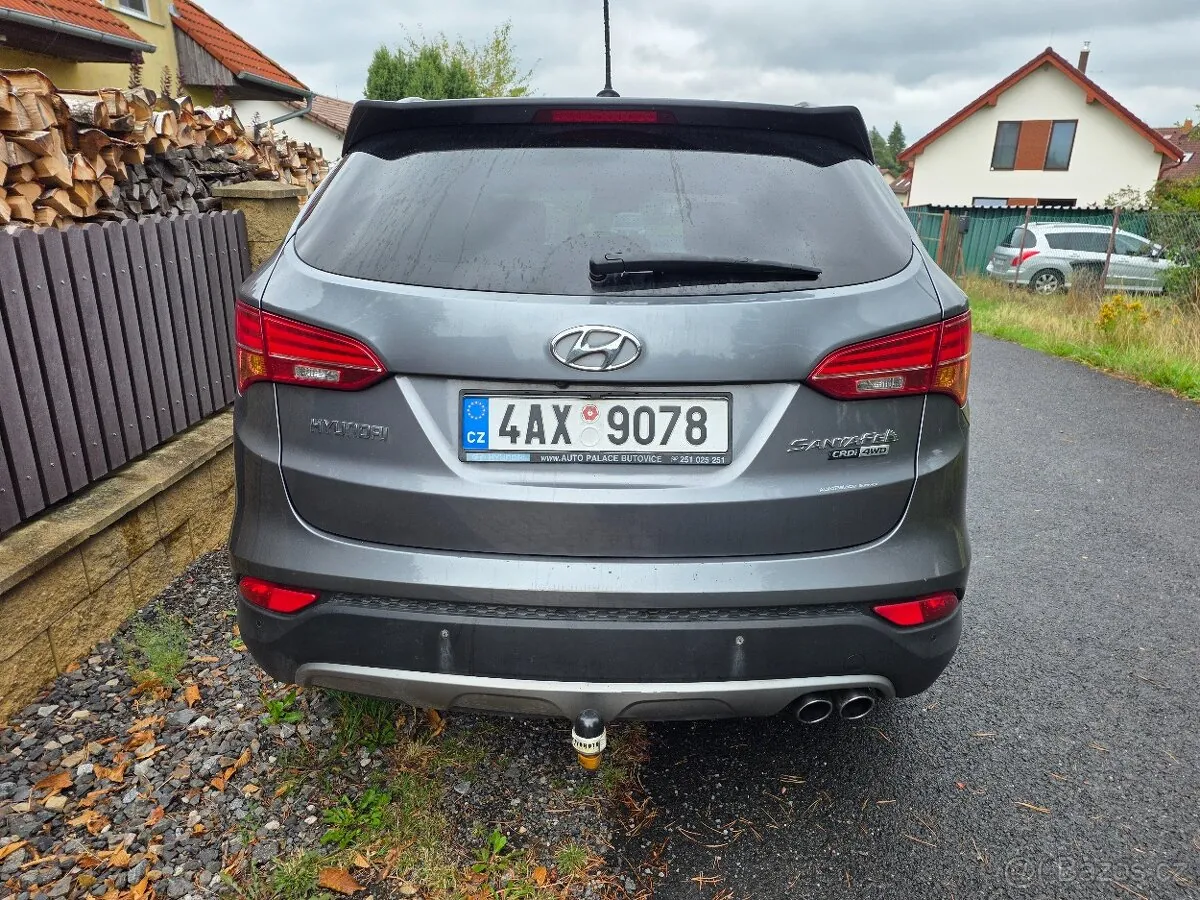 Hyundai Santa Fe 2015 photo 2