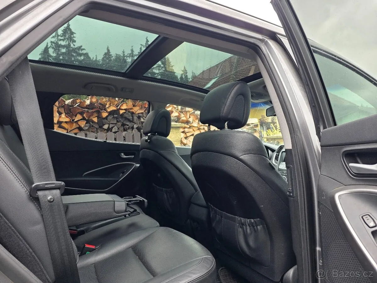 Hyundai Santa Fe 2015 photo 4