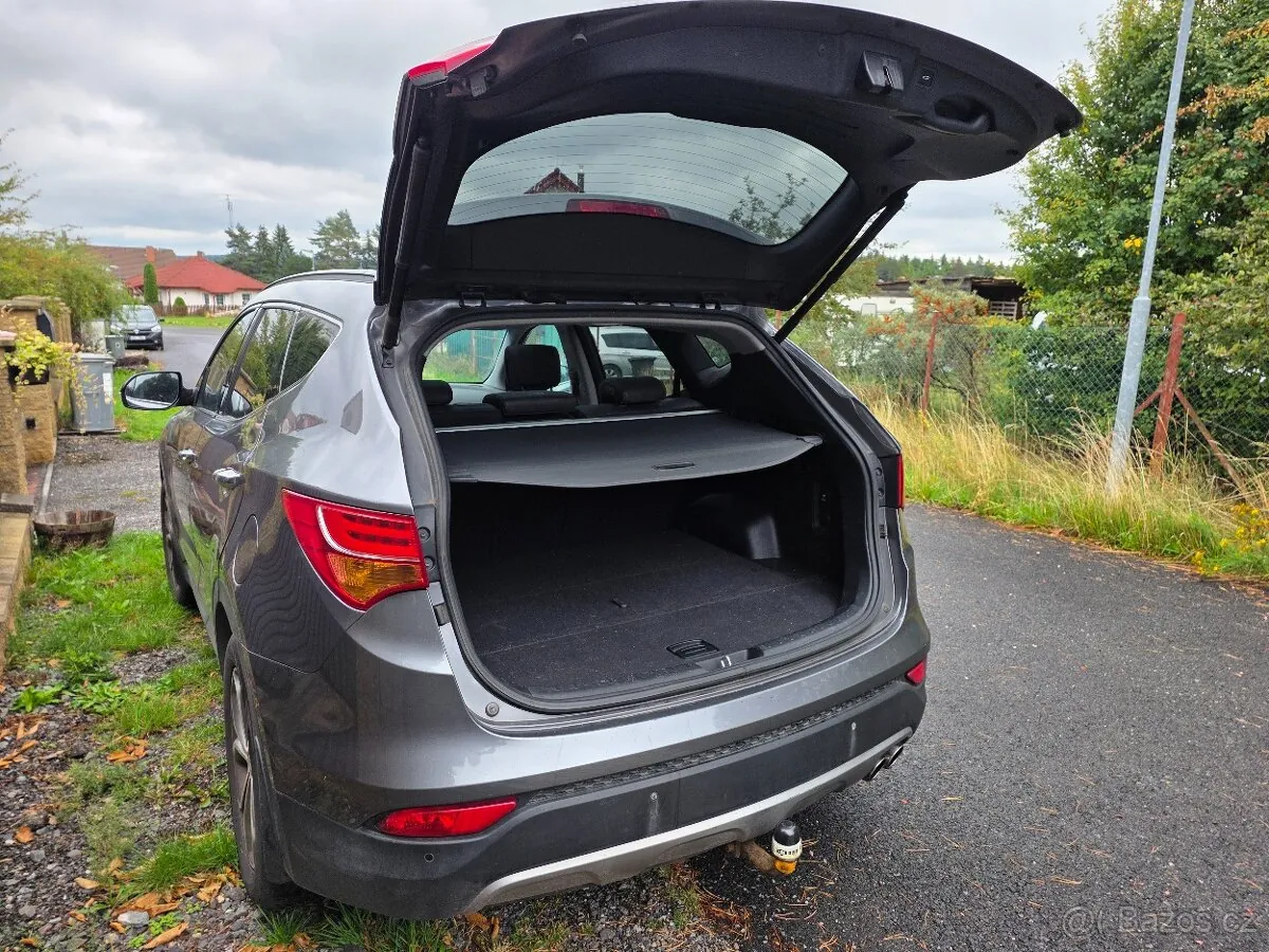Hyundai Santa Fe 2015 photo 3