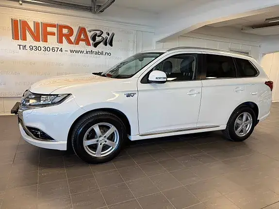 Mitsubishi Outlander 2016 photo 2