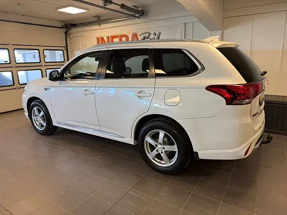 Mitsubishi Outlander 2016 photo 4