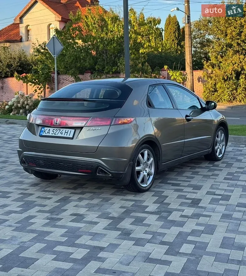 Honda Civic 2006 photo 4