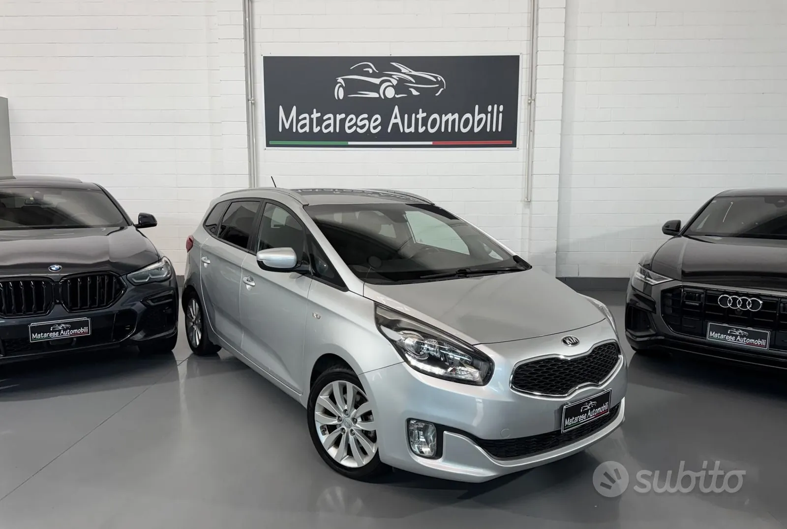 Kia Carens 2015 photo 4