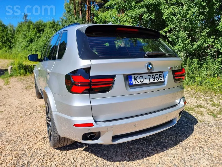 BMW X5 2009 photo 2