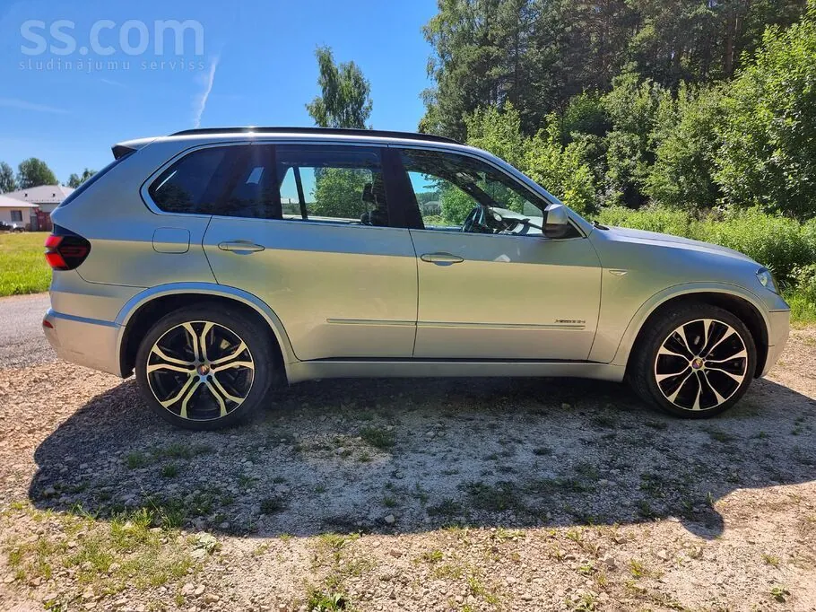 BMW X5 2009 photo 3