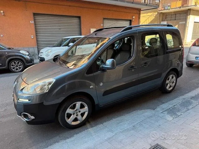 Peugeot Partner 2012 photo 5