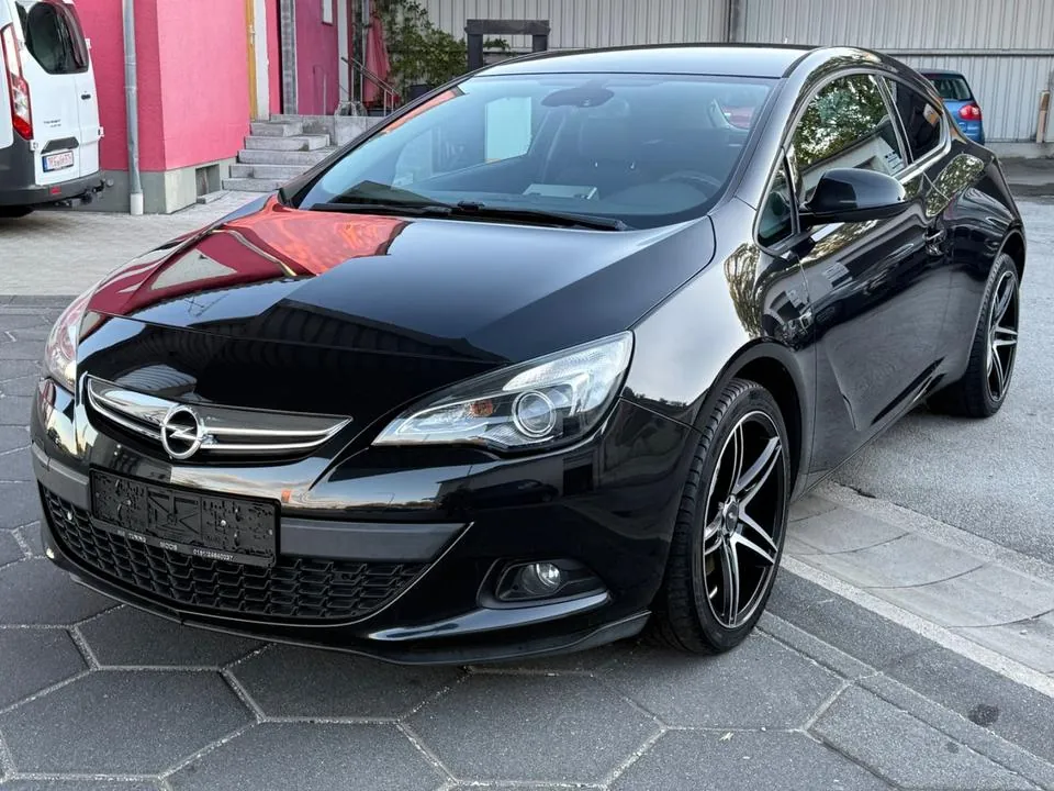 Opel Astra J