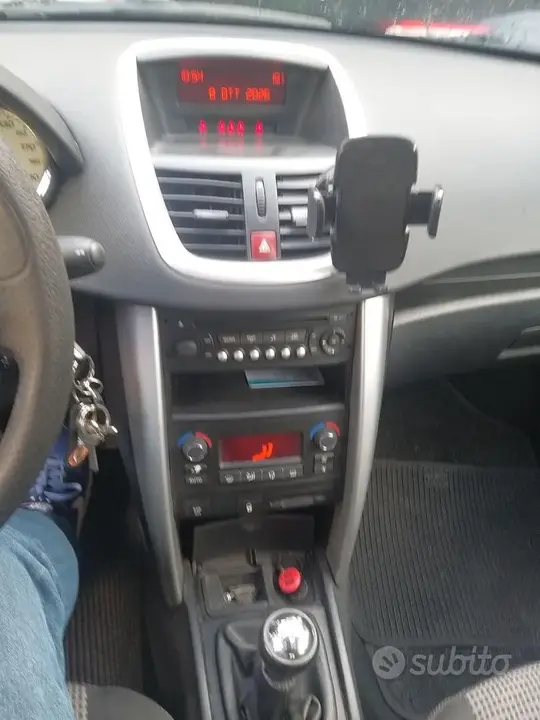 Peugeot 207 2009 photo 4