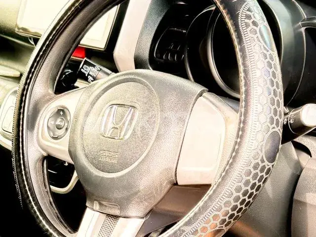Honda N-Box 2017 photo 2