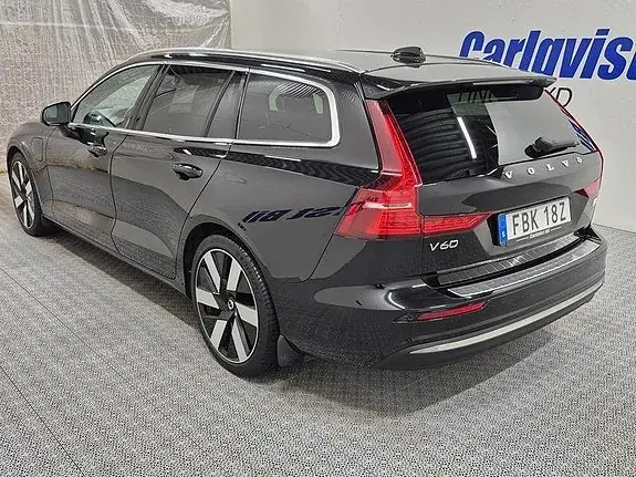 Volvo V60 2024 photo 3
