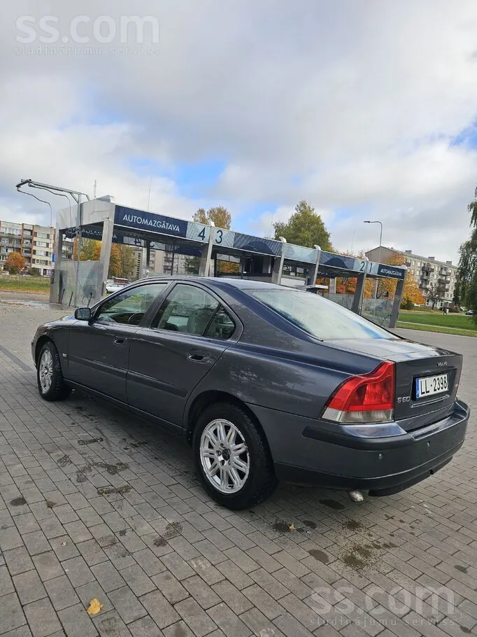 Volvo S60 2004 photo 4