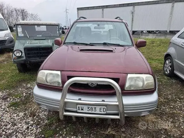 Suzuki Grand Vitara 1999 photo 2