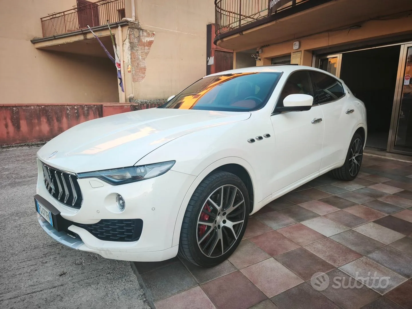 Maserati Levante 2017 photo 4