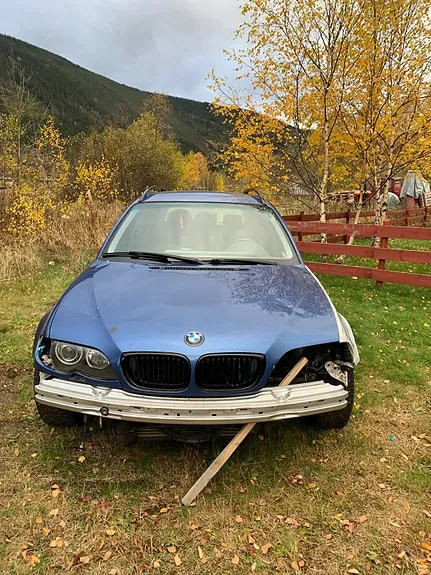 BMW 320D 2002 photo 2