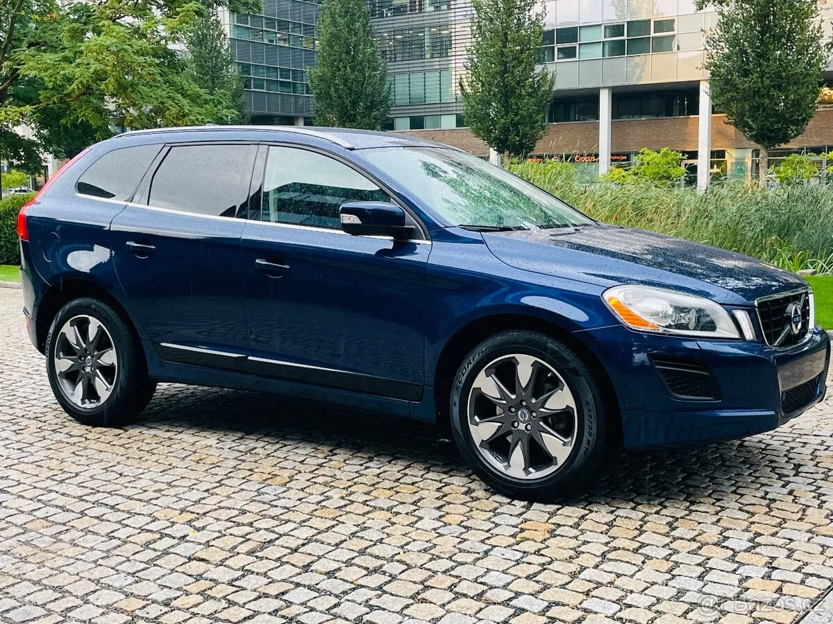 Volvo Xc60 2023 photo 5