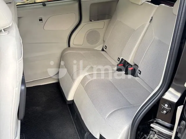 Mitsubishi Ek Space 2024 photo 5